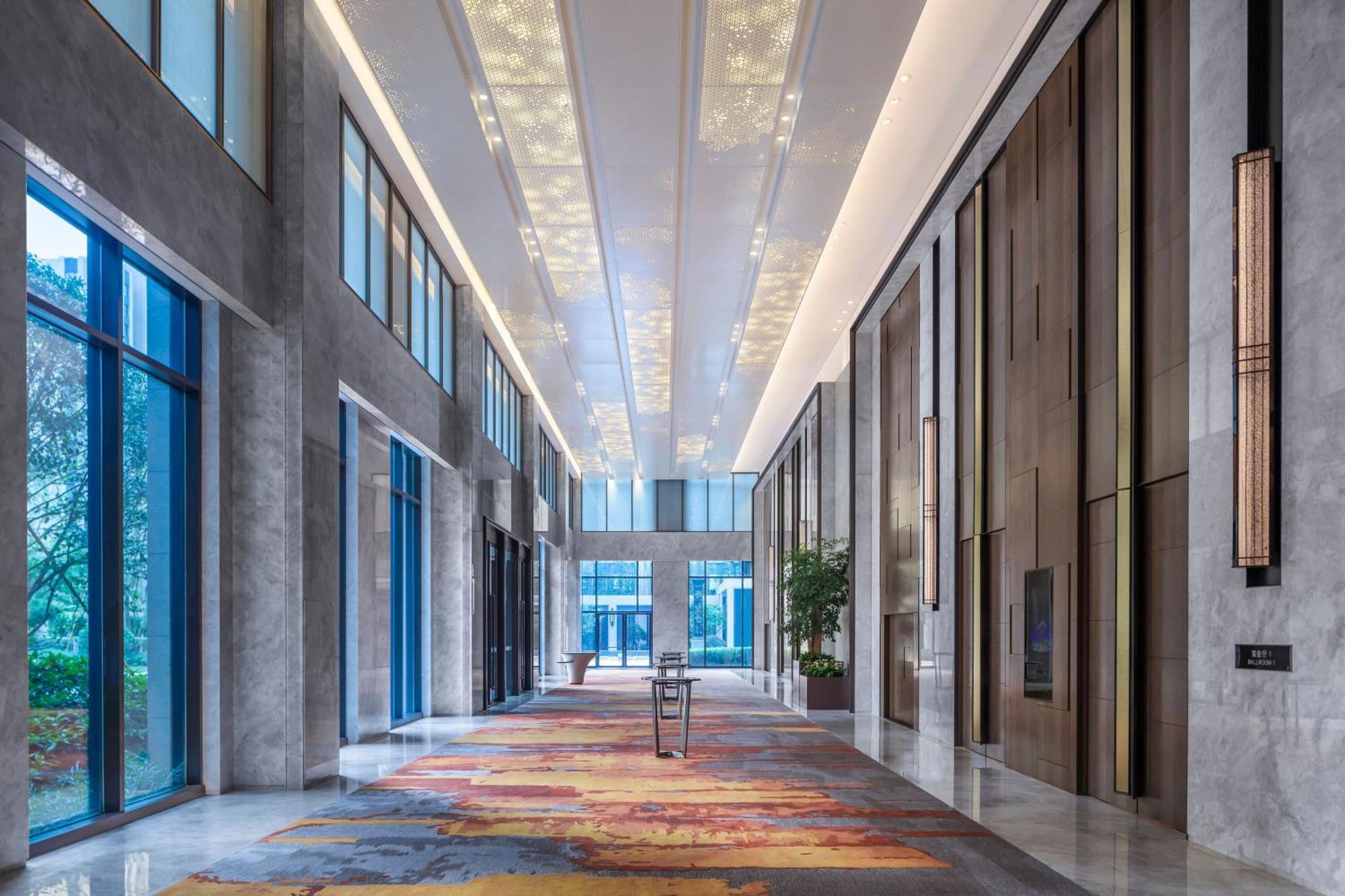 Sheraton Shanghai Fengxian Exteriör bild